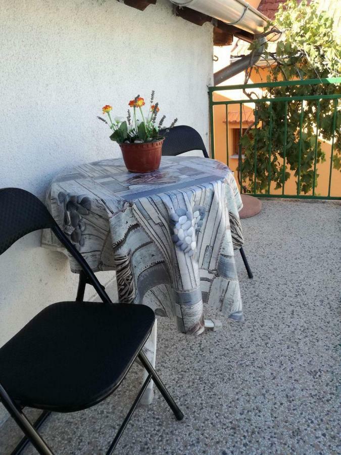 Apartmani Vodice Esterno foto