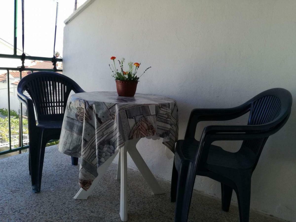 Apartmani Vodice Esterno foto