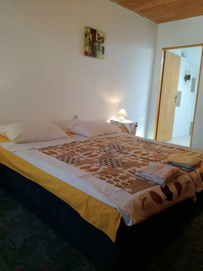 Apartmani Vodice Esterno foto